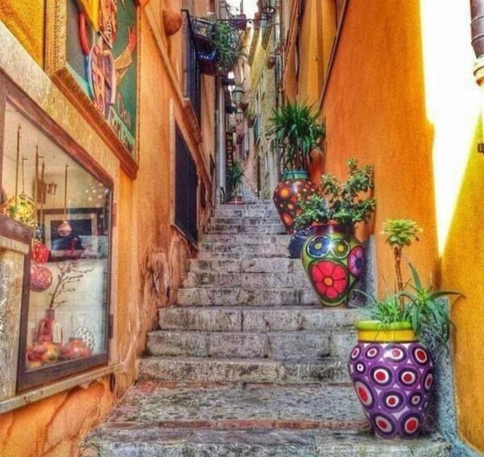 Beautiful Lägenhet Taormina Exteriör bild