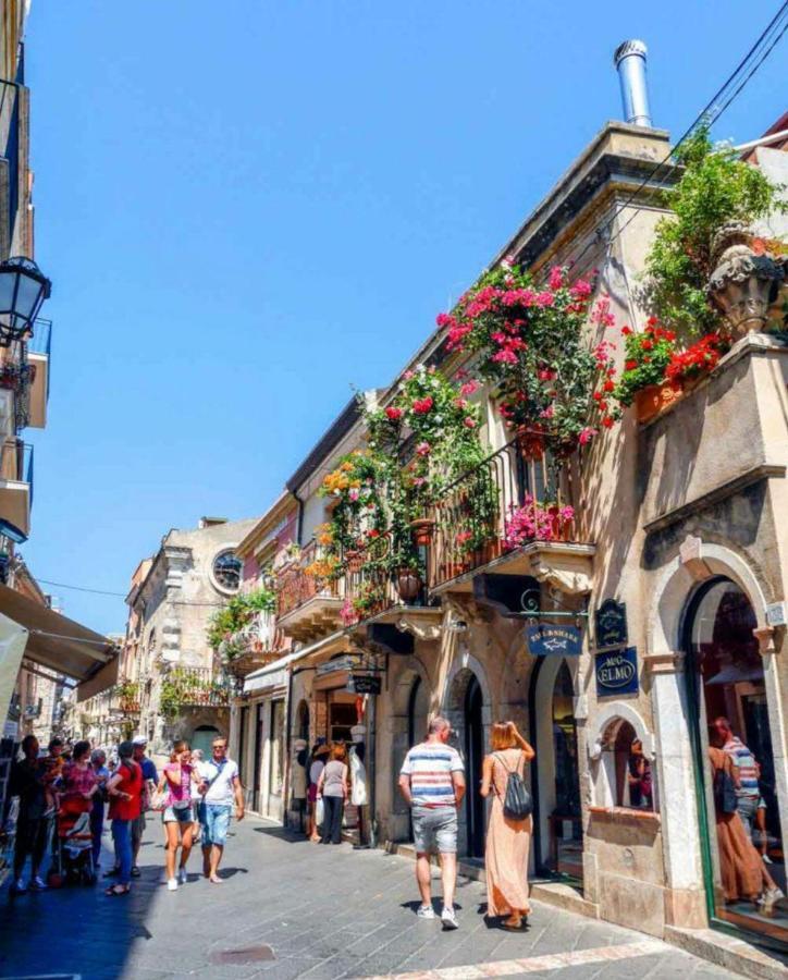 Beautiful Lägenhet Taormina Exteriör bild